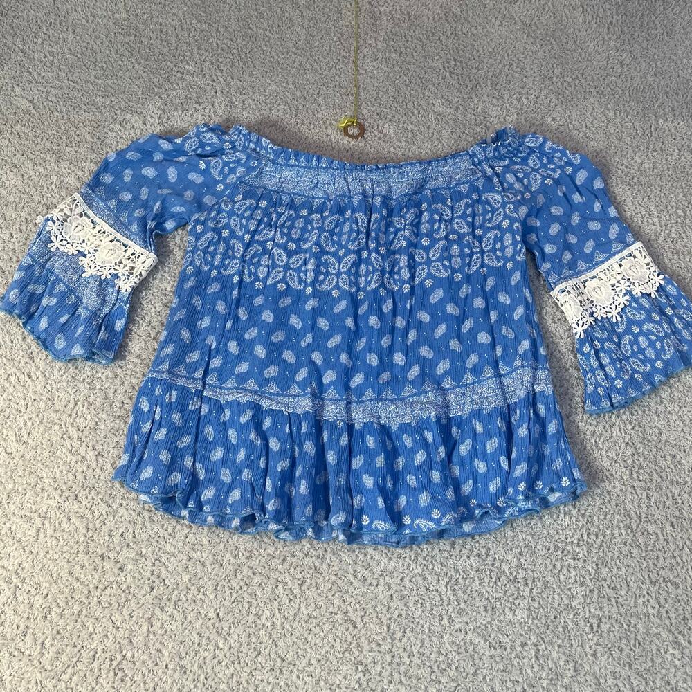 Panhandle blue and white ruched top with lace sleeve inlay size small - Picture 3 of 6